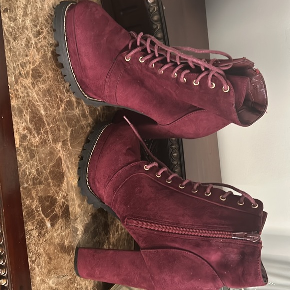 Liliana barely worn Wine colored block heel combat boots - Picture 5 of 5